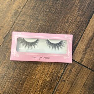 House of Lashes Iconic